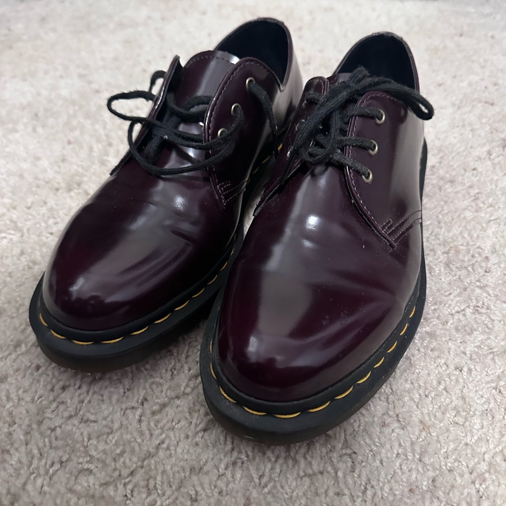 DR MARTENS VEGAN SZ 9 (M) SZ 10 (F)